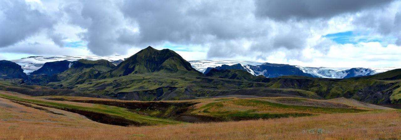 Views over Mýrdalsjökull and Eyjafjallajökull