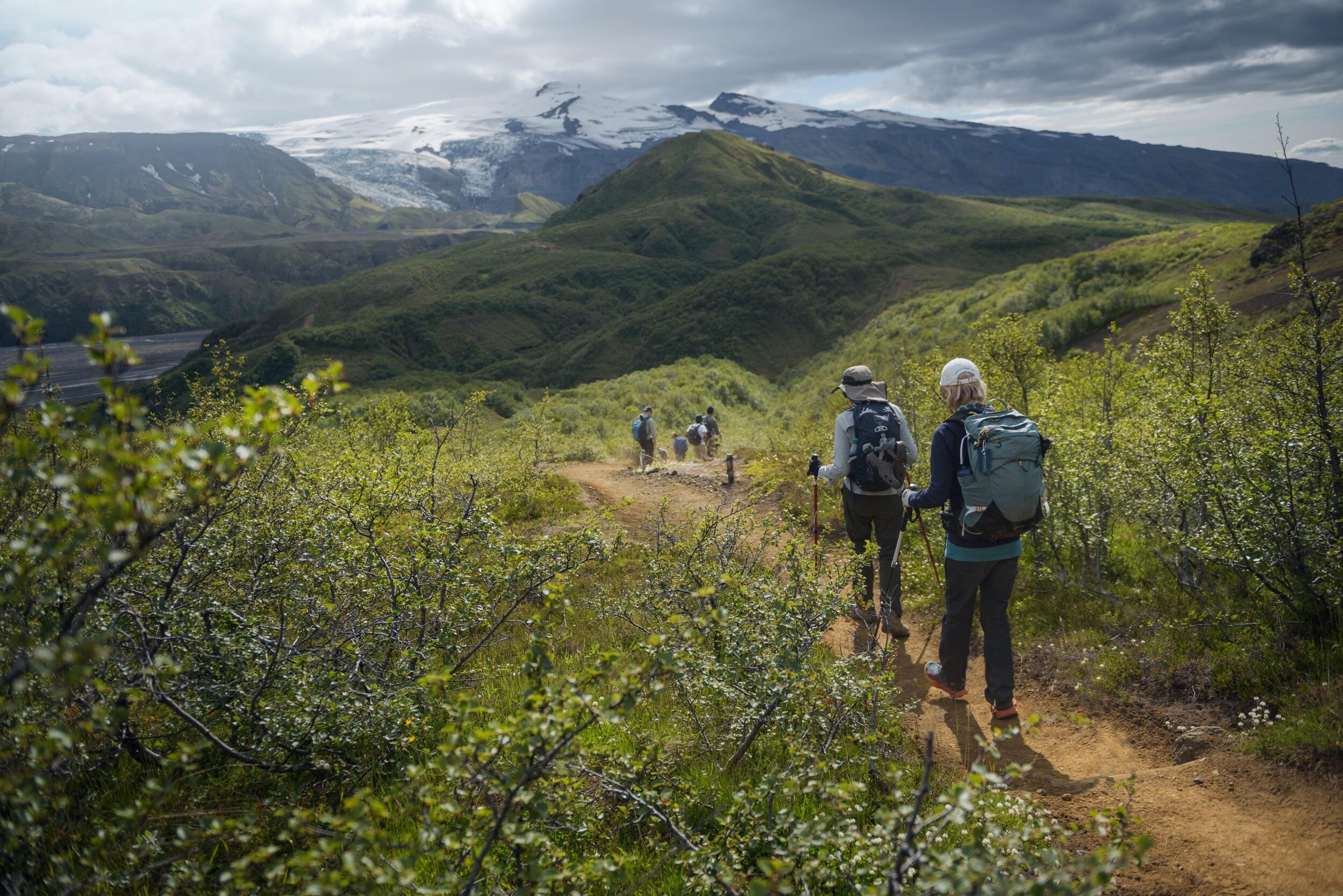 Spectacular view over the glacier on the Thorsmork hiking trail