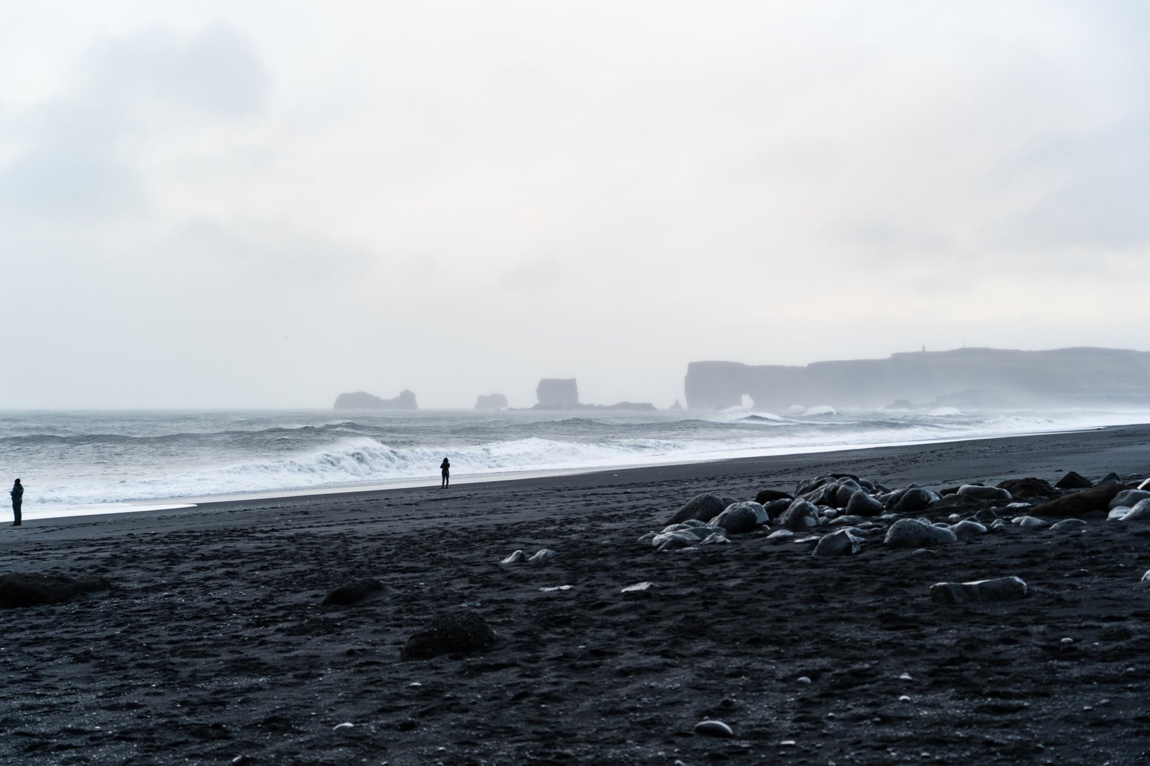 Large waves at Reynisfjara Black Sand Beach