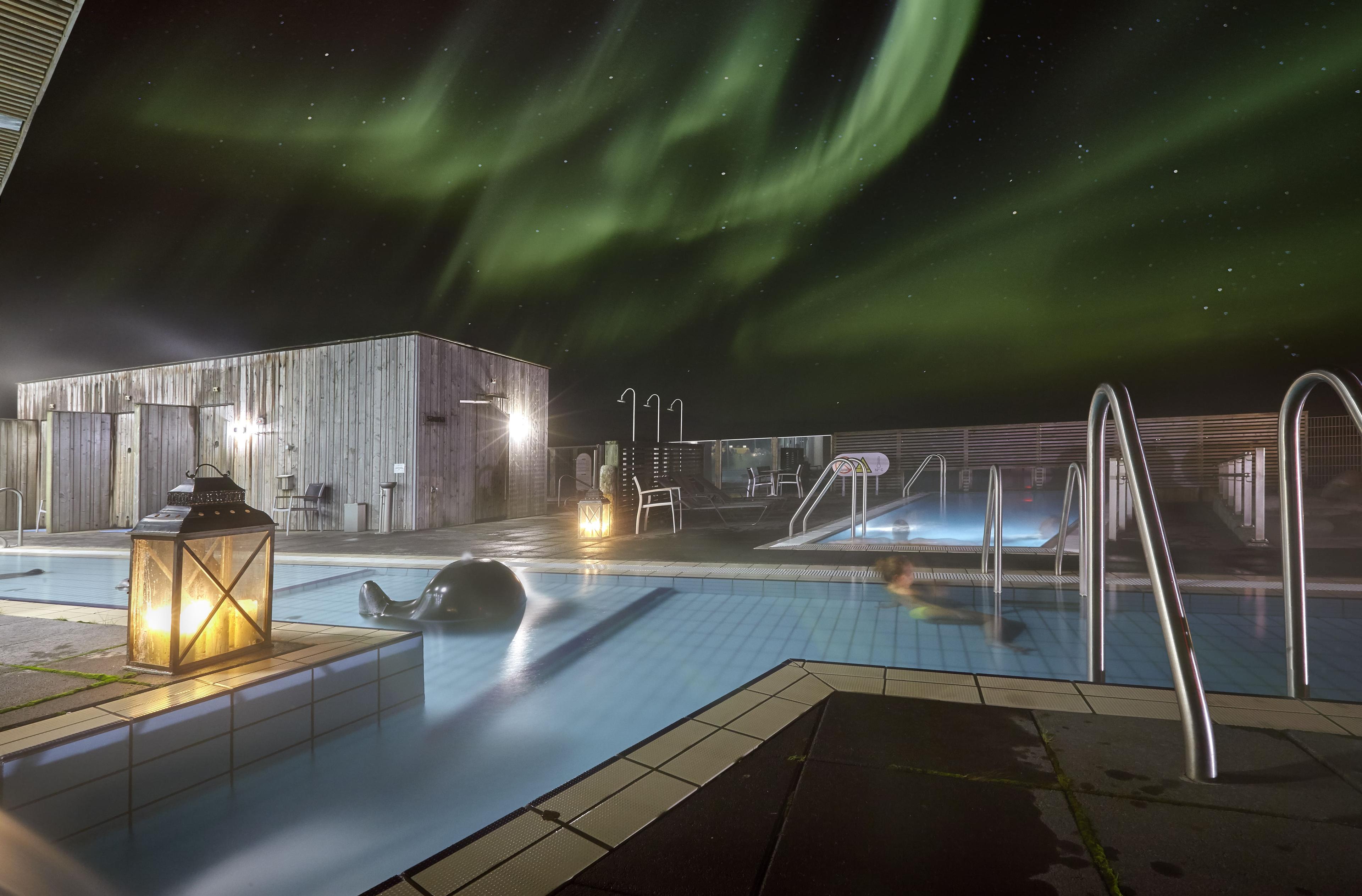 Beautiful northern lights above the Fontana geothermal baths.