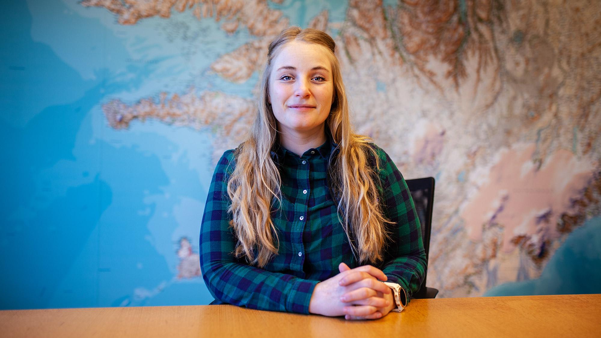 Elín Lóa Baldursdóttir - Office Staff