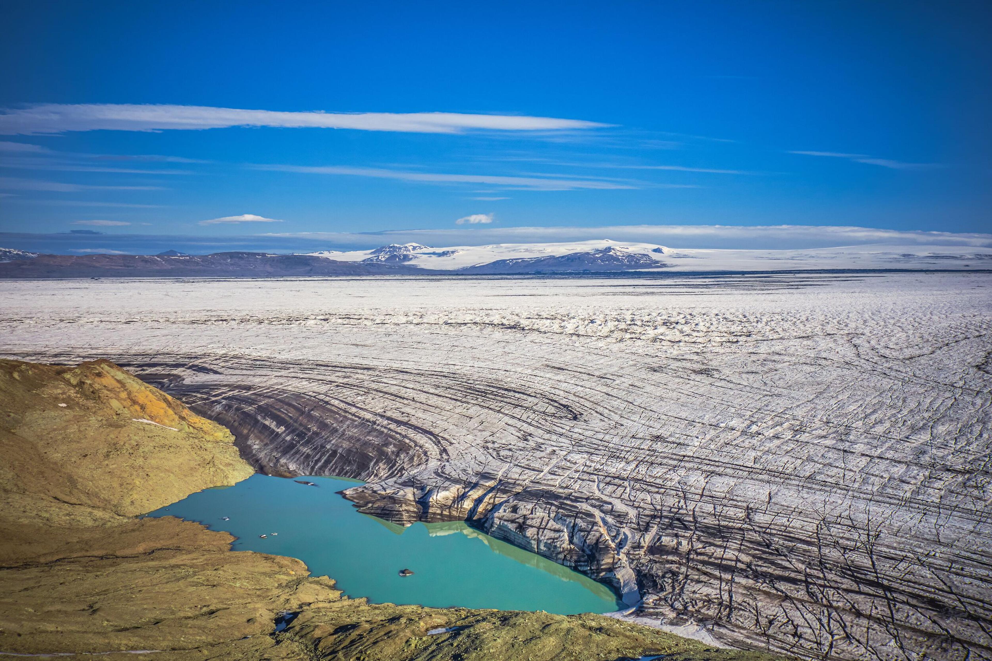 A view over a glacier