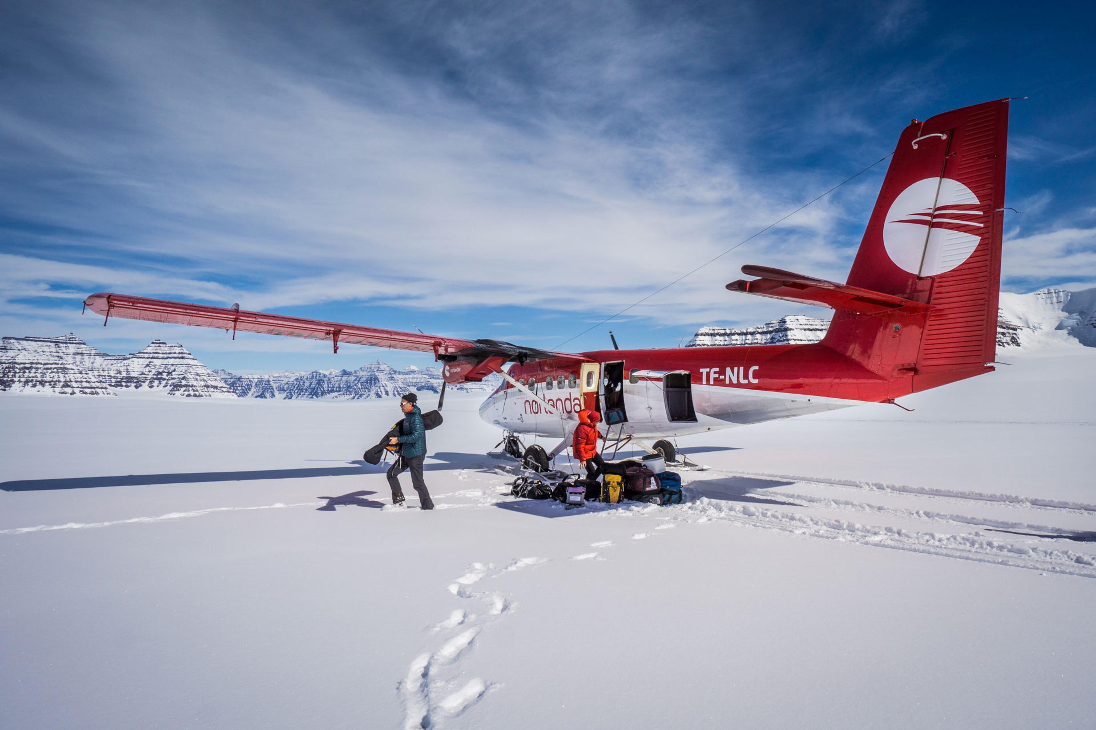 The Twin Otter ski plane just landed with the expedition team