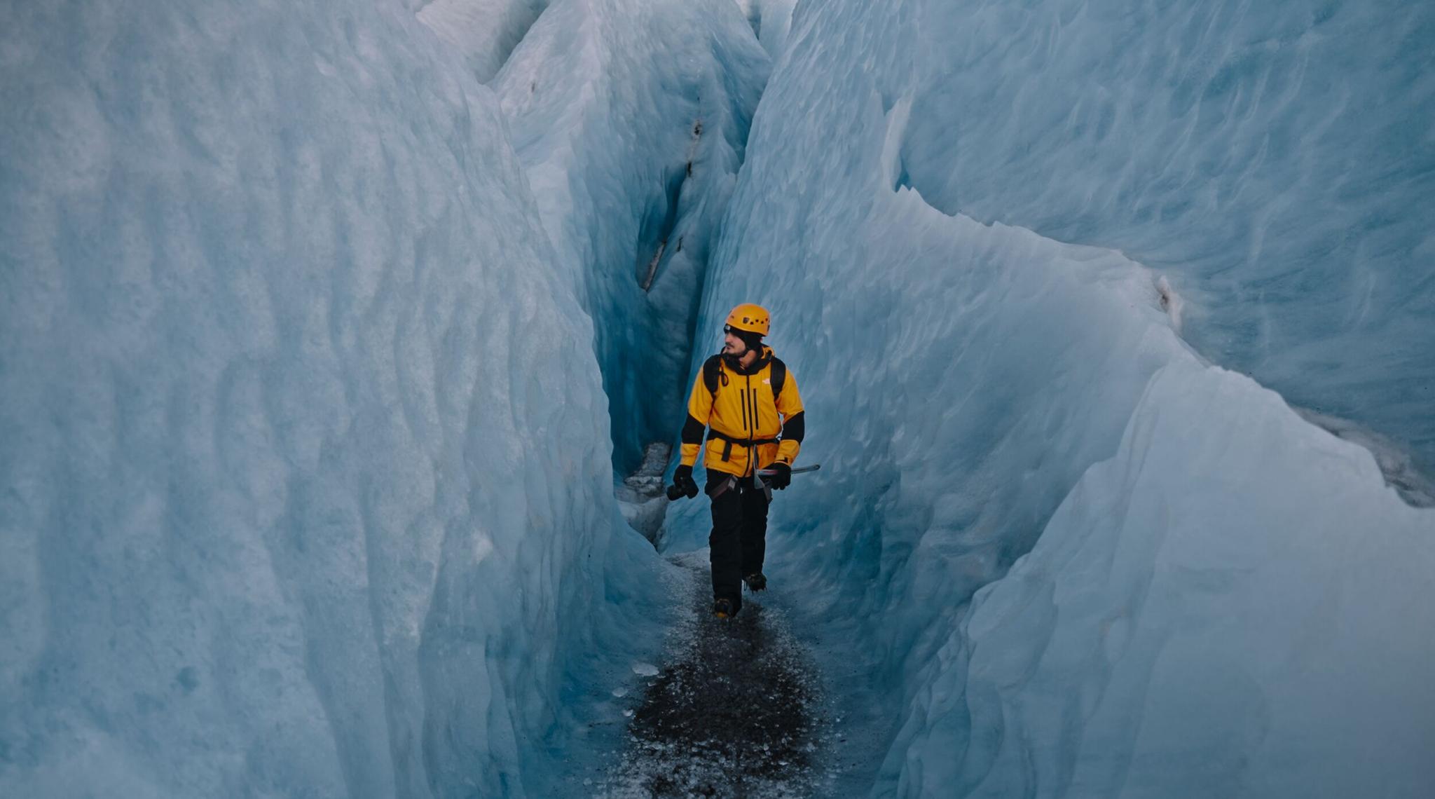 Íshellir Íslenskir fjallaleiðsögumenn - Ævintýri innanlands