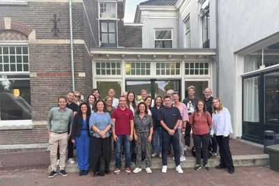 Werkbezoek groepsfoto.jpg