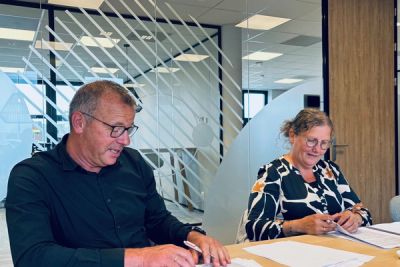 20250909 ondertekening Westerstee1.jpg