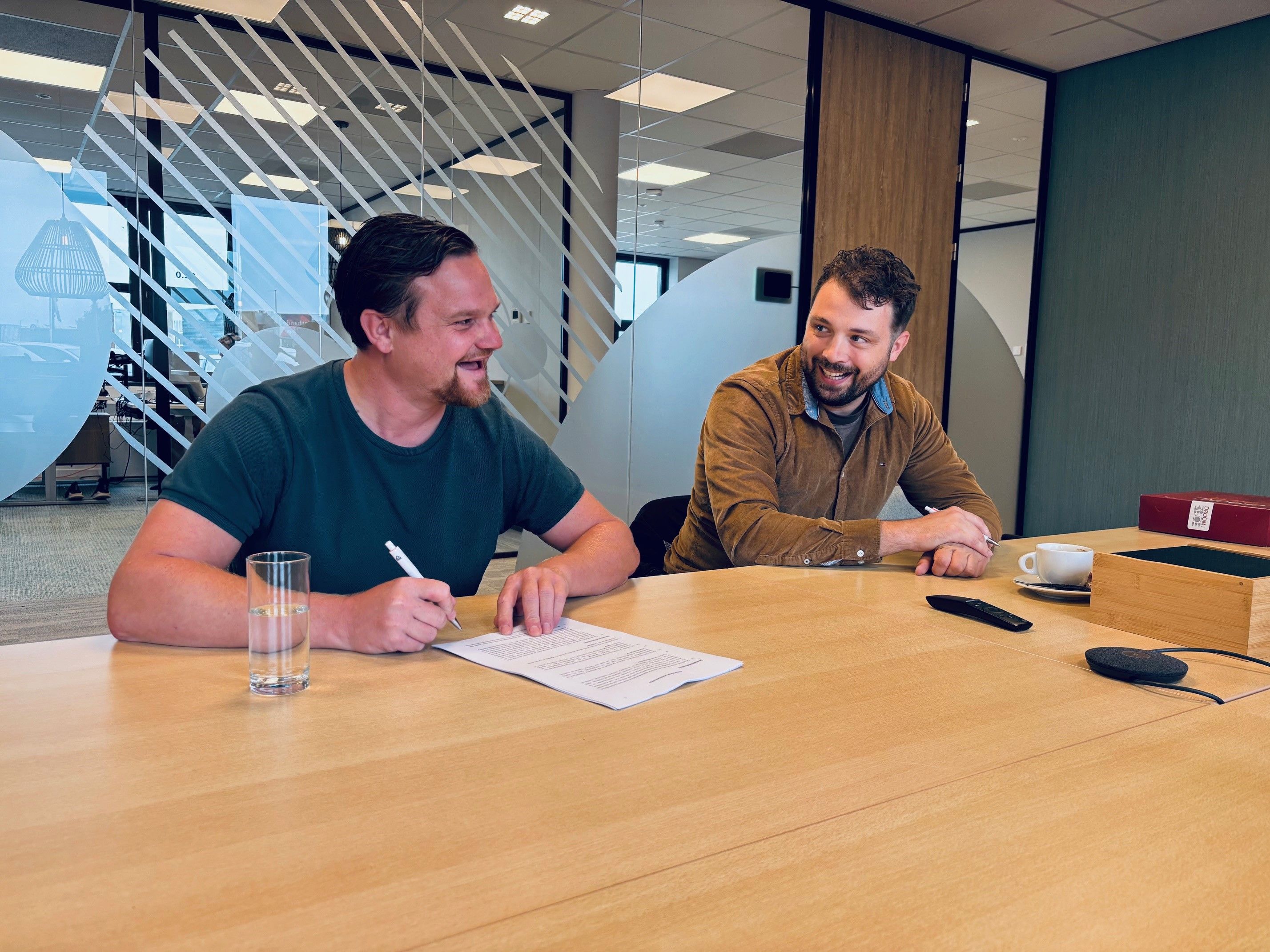 20250909 ondertekening Altermind1.jpg