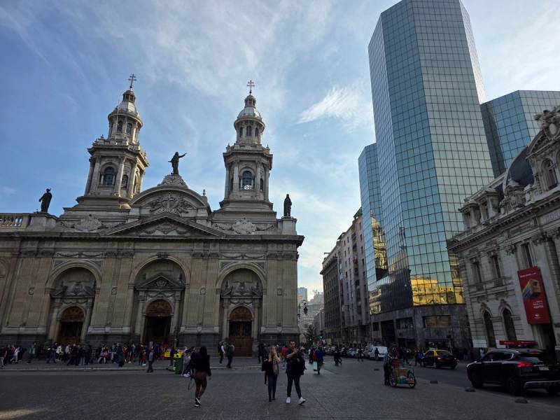 Admire the Metropolitan Cathedral