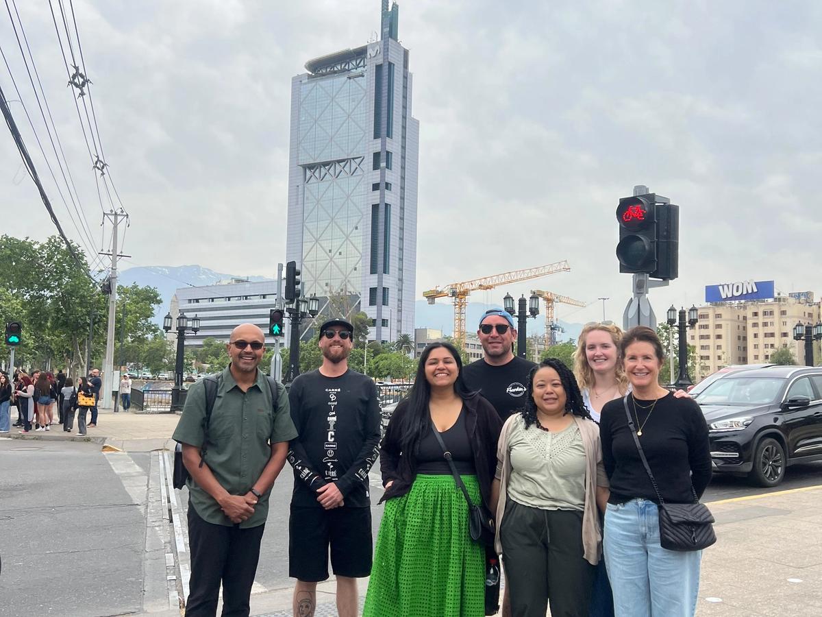 Feel the pulse of Plaza Baquedano