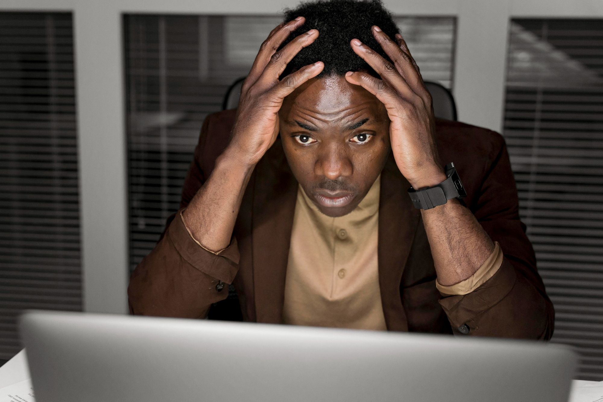 Common Online Scams Targeting African Users