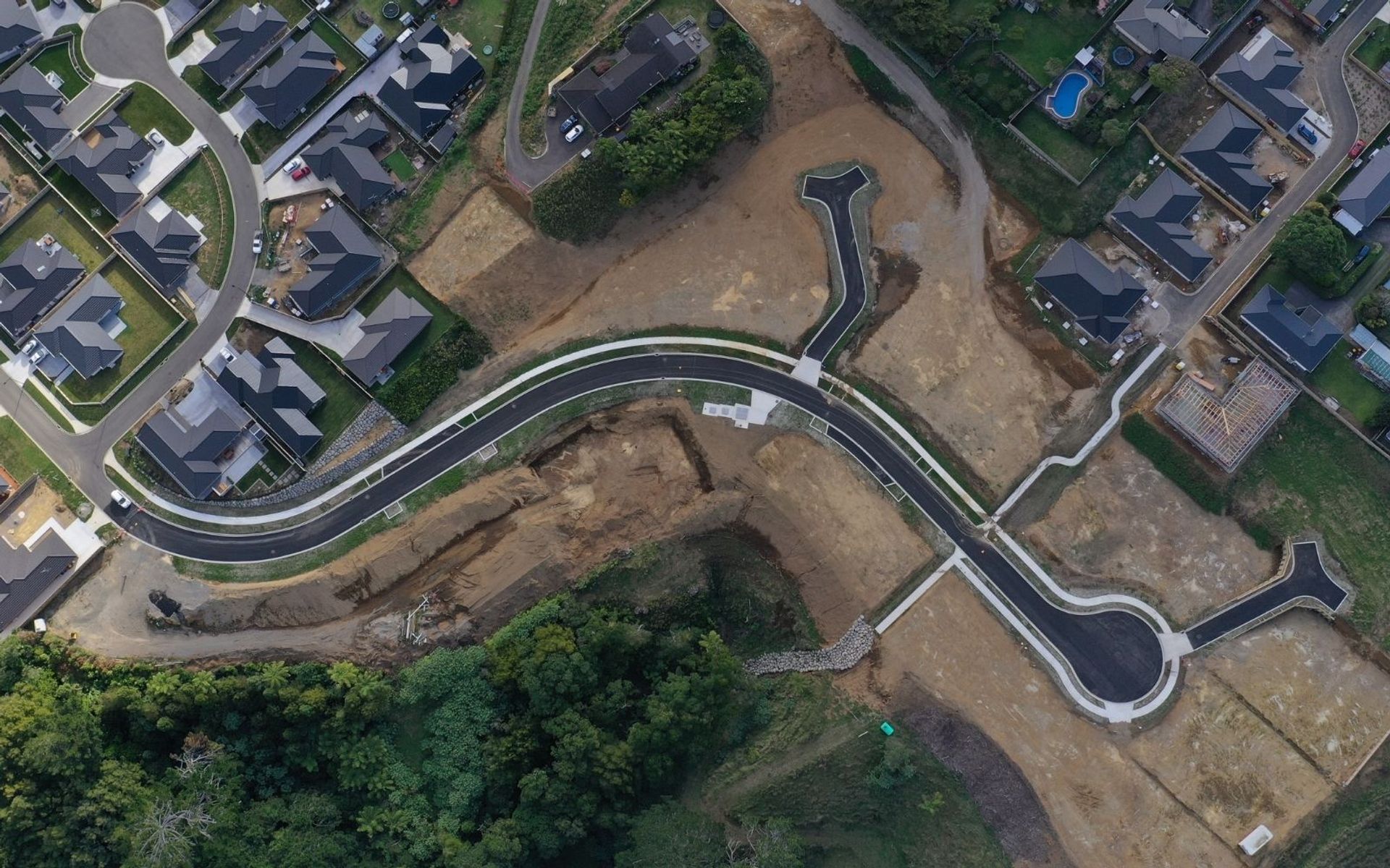 Red Jacket: The Civil, Structural and Geotechnical Engineering Experts