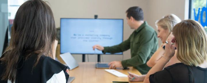 Leveraging Competitor Analysis for Better Marketing