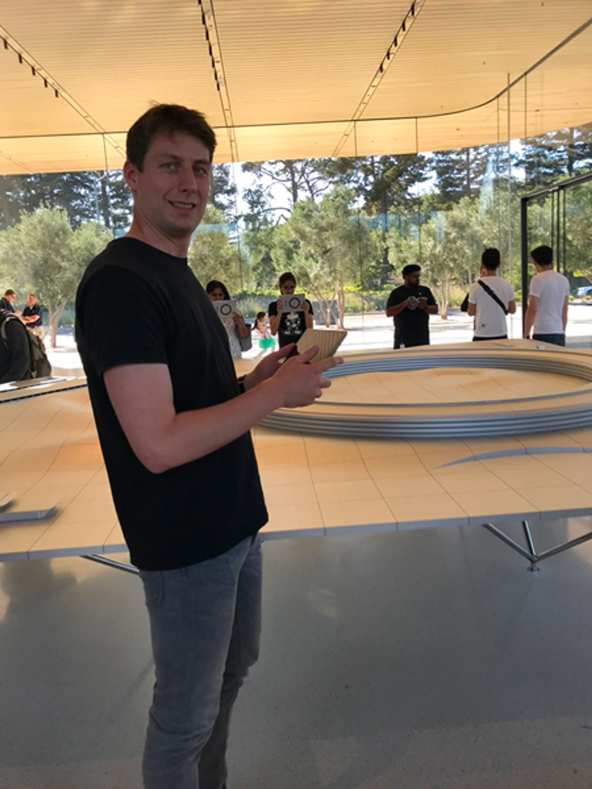 Matthias auf einer Obstplantage nahe San Fransico