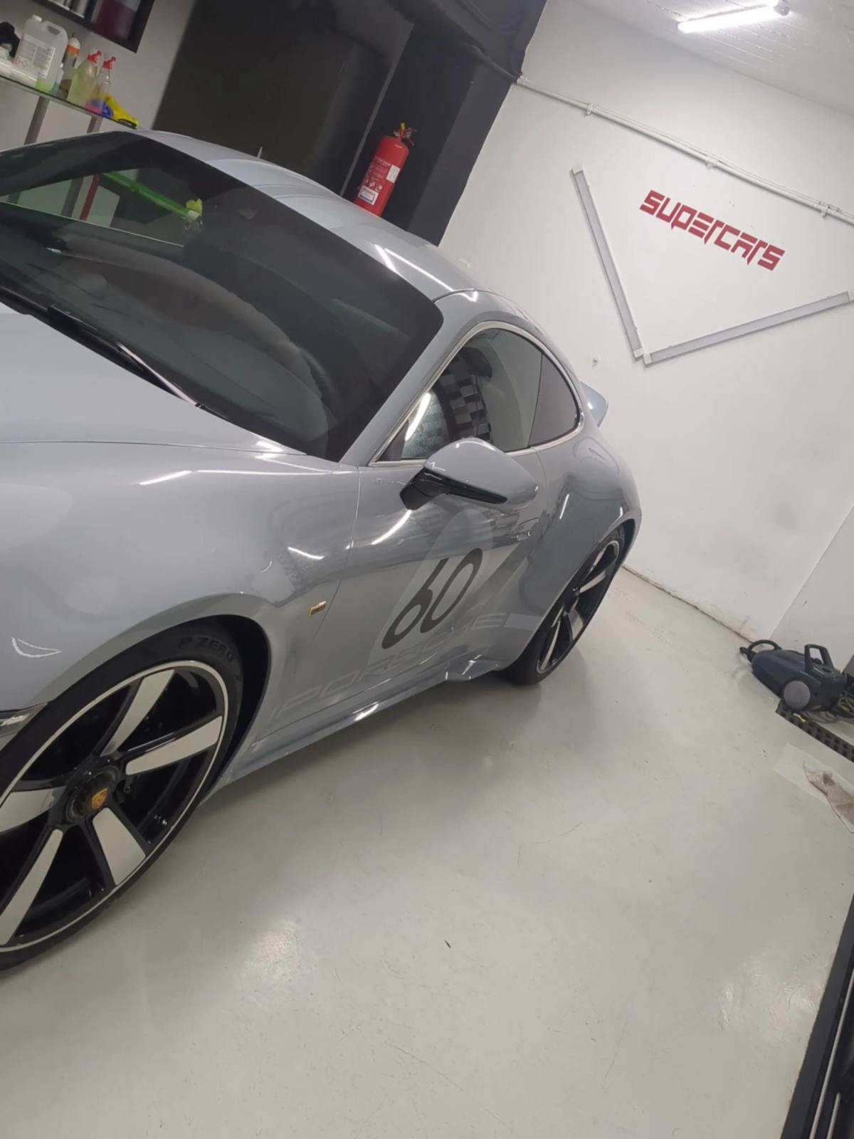 Film de protection PPF posé par SuperCars Maroc, atelier Casablanca