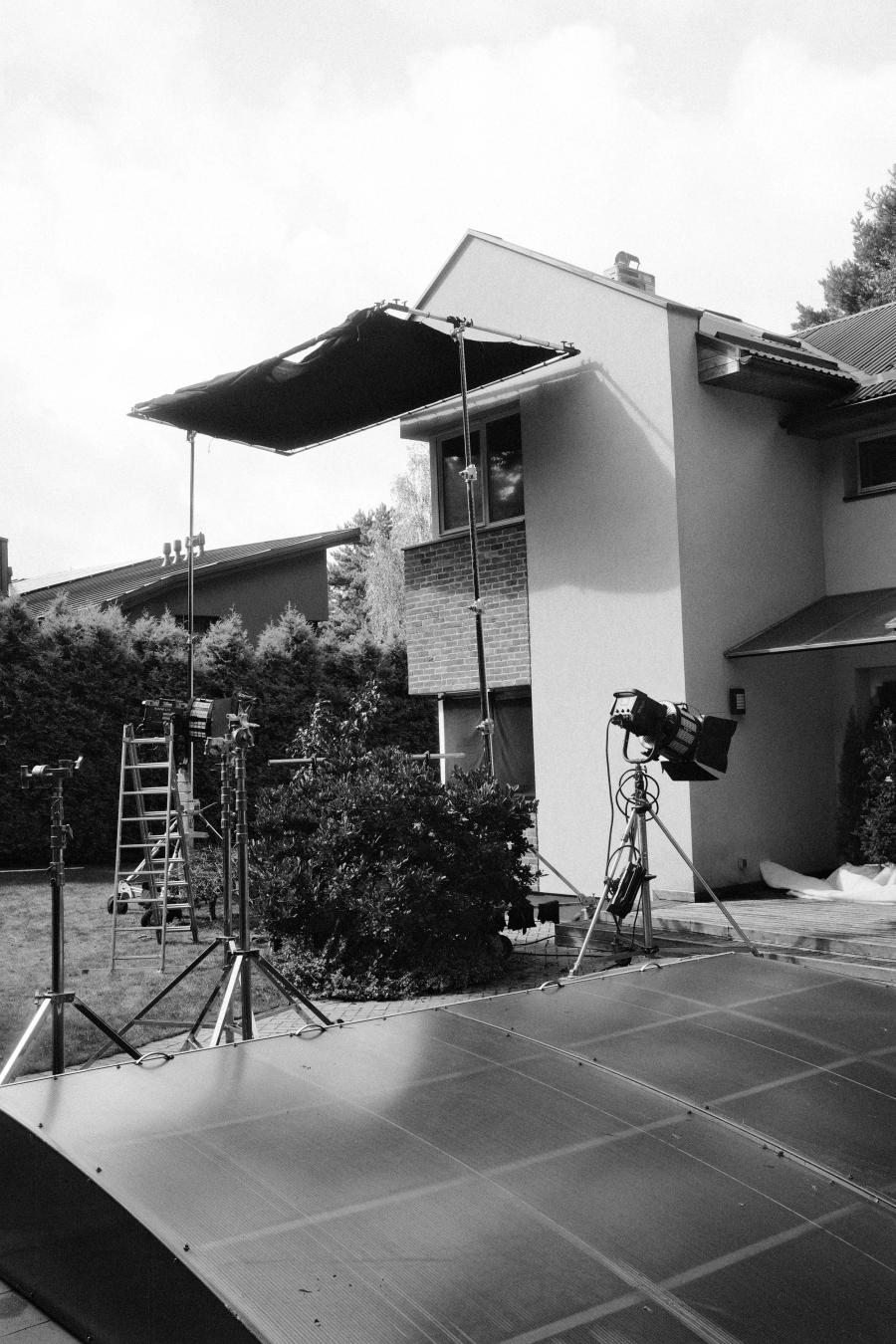 Behind the scenes 43