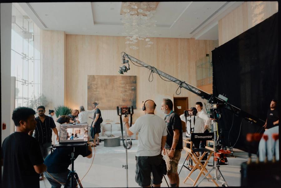Behind the scenes 22