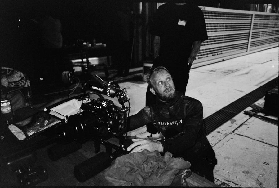 Behind the scenes 14
