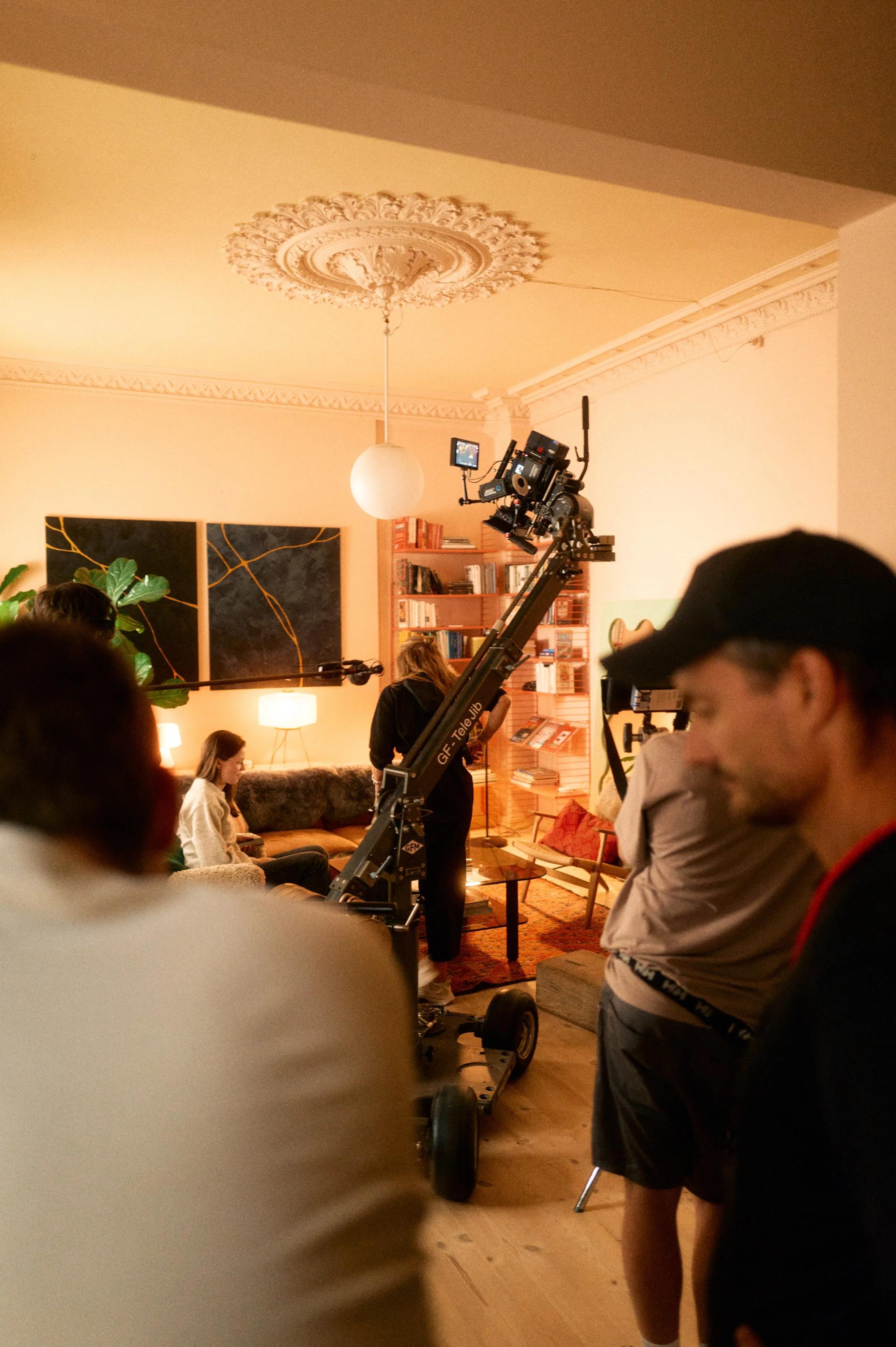 Behind the scenes 12