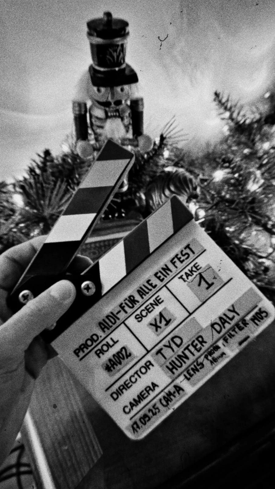 Behind the scenes 44