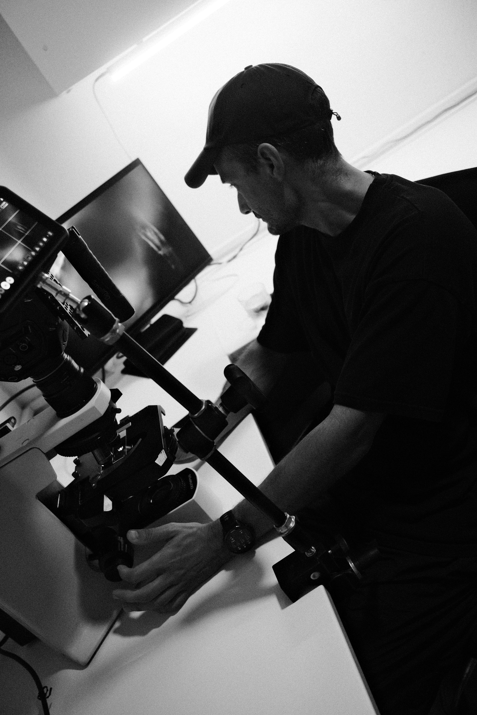 Behind the scenes 02