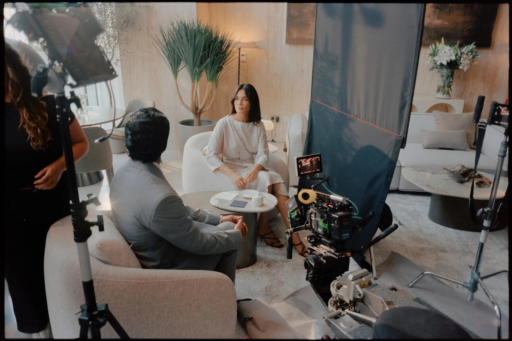 Behind the scenes 23