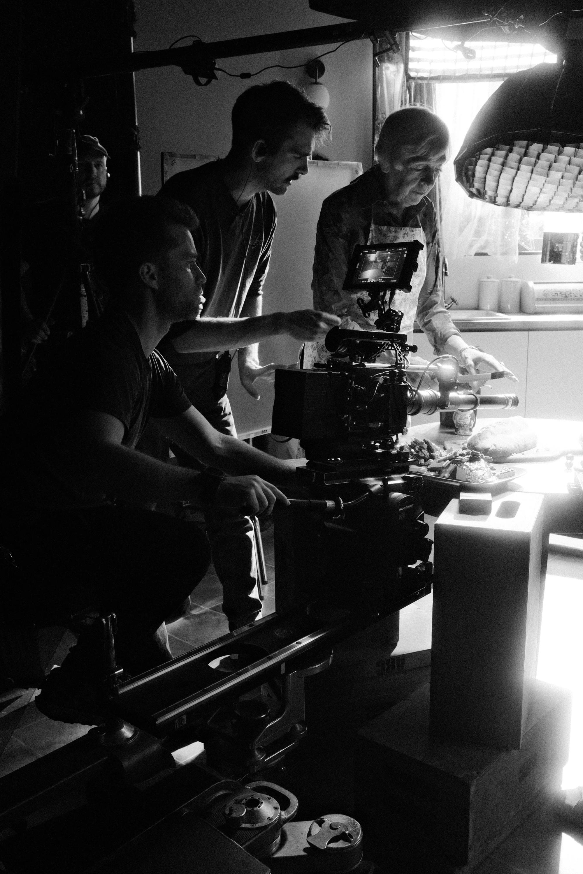 Behind the scenes 32