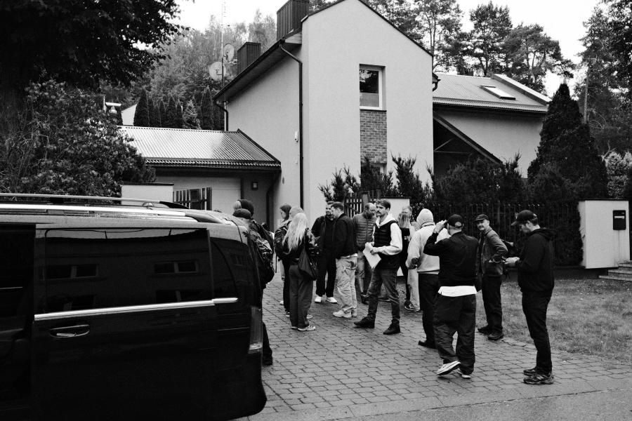 Behind the scenes 38