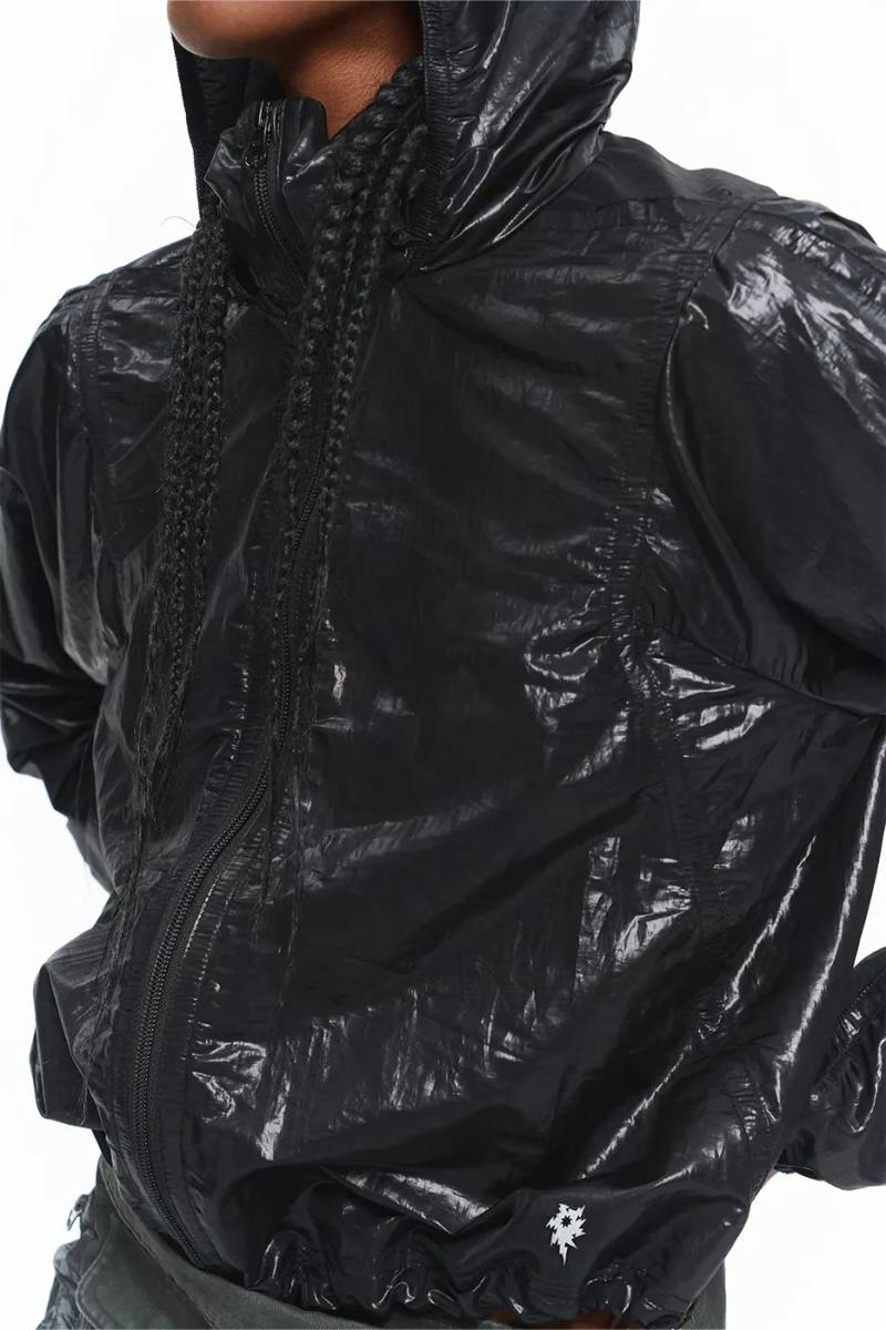 image describing XINADÜ ECHO outdoor apparel release date and design specifications.
