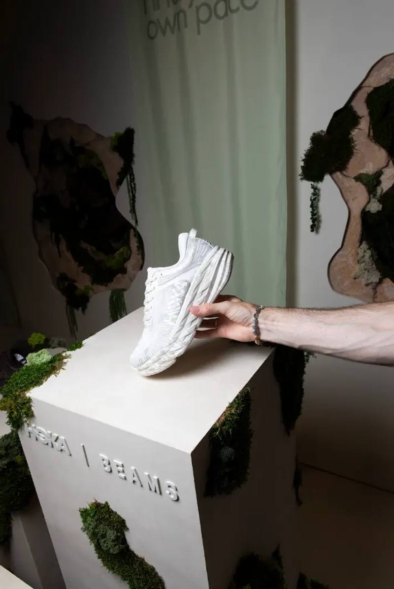 image about the interview discussing footwear design. The discussion covers shoe aesthetics, Japanese street fashion influences, and consumer movement for Hoka and Beams