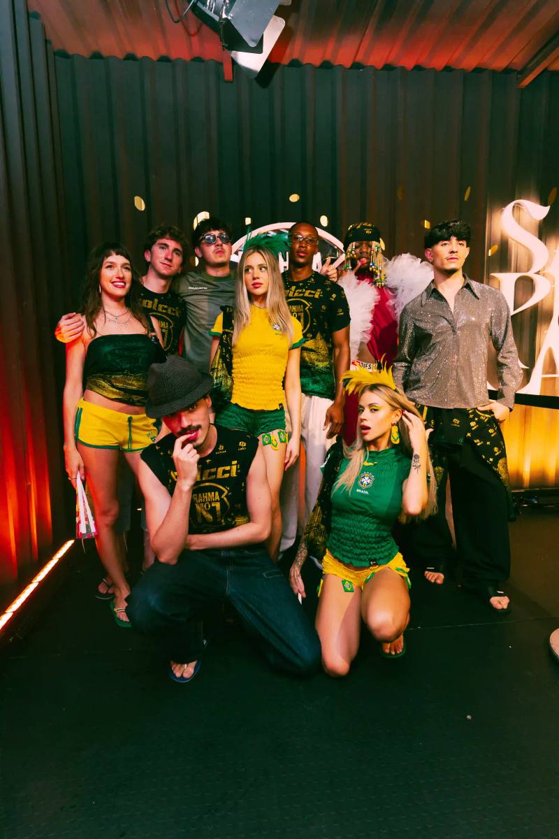 image report on a five day cultural event organized by Havaianas for international content creators during the Rio de Janeiro Carnival.
