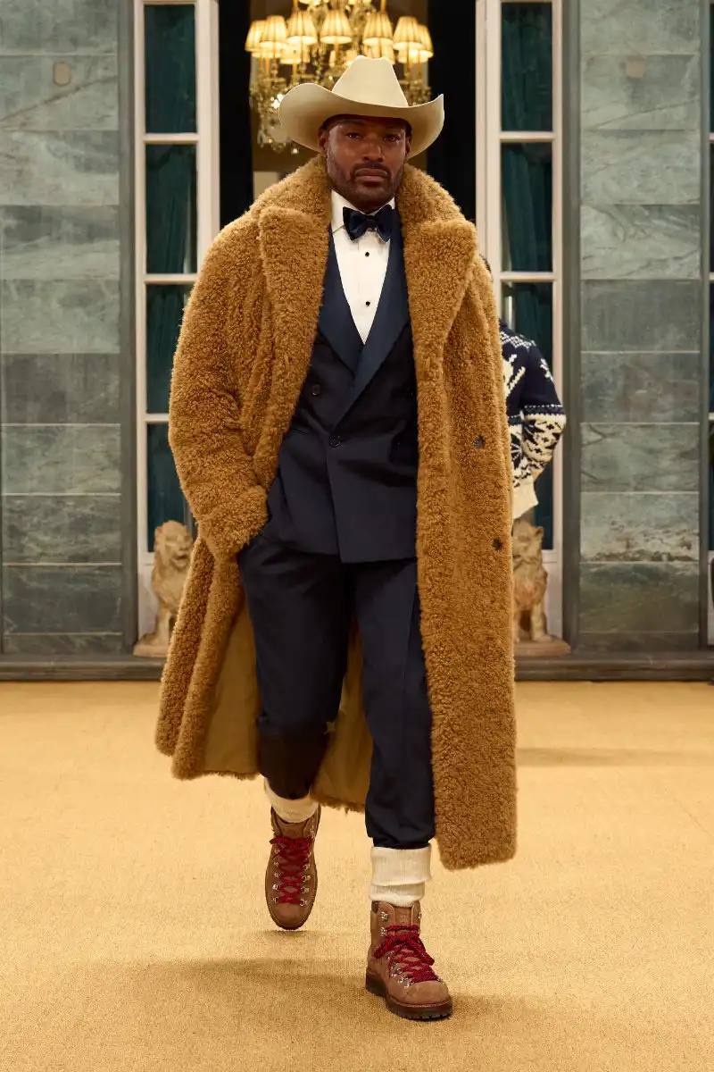 RALPH LAUREN FALL 2026 MENSWEAR IN MILAN Ralph Lauren Fall 2026 menswear collection presentation at Milan's Palazzo Ralph Lauren, featuring Purple Label and Polo lines with traditional craftsmanship.