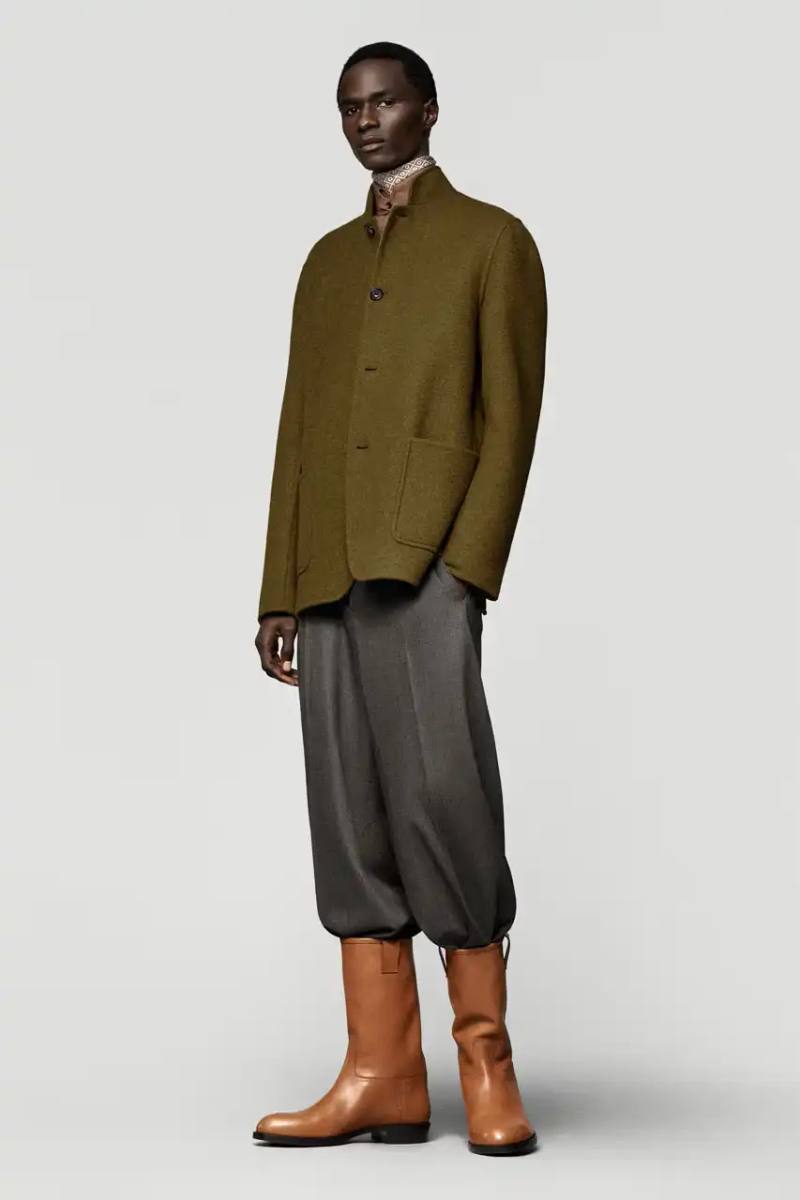 LORO PIANA TAKES EQUESTRIAN CUES FOR FALL/WINTER 2025-26 LORO PIANA TAKES EQUESTRIAN CUES FOR FALL/WINTER 2025-26 - Gallery Image 1
