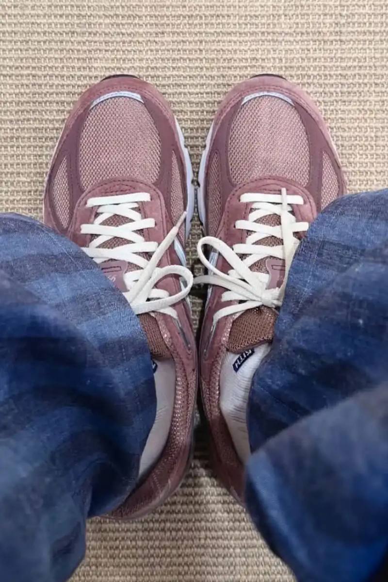 KITH AND NEW BALANCE READY 990V4 RELEASE Kith founder Ronnie Fieg has previewed a brown colorway of the New Balance 990v4 through social media posts, marking another collaboration between the two brands scheduled for early 2026.