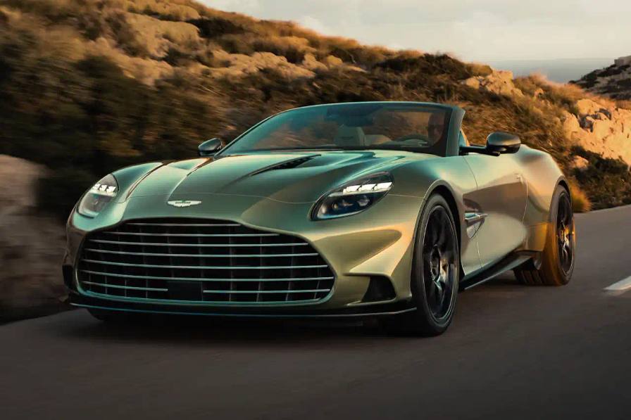 The Aston Martin Vanquish Volante is a high-performance convertible featuring a 5.2L V12 engine, advanced engineering, and a luxurious interior. Limited to under 1,000 units annually, it represents a pinnacle of automotive design and technological innovation.