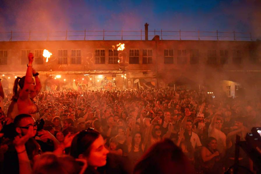 @adammunnings Article about the 2025 Home Again Club Festival in Berlin, featuring event details, venue information, and lineup announcement. The text includes quotes from festival founder Nils Caspar Thabo Gelfort, descriptions of the venue spaces RSO.BERLIN and The Valley, and a complete list of first-wave artists. Information about dates, tickets, and additional programming is provided. The article is structured in sections covering the festival overview, venue details, cultural context, and practical information.