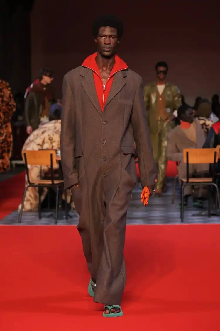 HAVAIANAS X KIDSUPER DEBUT PARIS FASHION WEEK Havaianas collaborates with New York streetwear brand KidSuper to create green velvet flip-flops resembling soccer field grass, shown at Paris Men's Fashion Week Fall/Winter 2026.