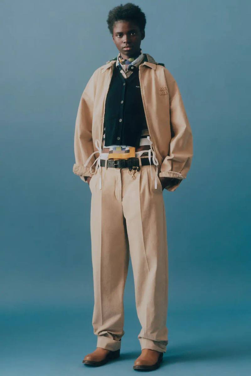 MIU MIU OPENS 2026 WITH PRELUDE COLLECTION Miu Miu introduces Prelude collection for 2026, featuring workwear-inspired pieces, two new sneaker models with customization options, and a range of bags and ready-to-wear items.