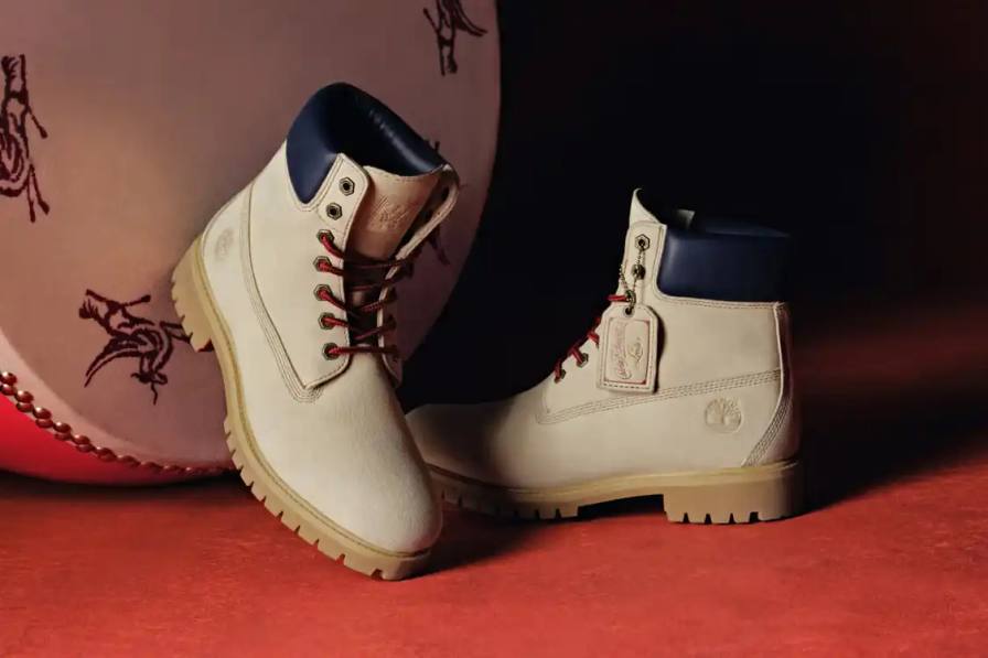 TIMBERLAND DEBUTS YEAR OF HORSE COLLECTION Timberland introduces two limited edition 6-Inch Boots for the Year of the Horse, featuring waterproof premium leather in off-white and light brown colorways with enhanced insulation.