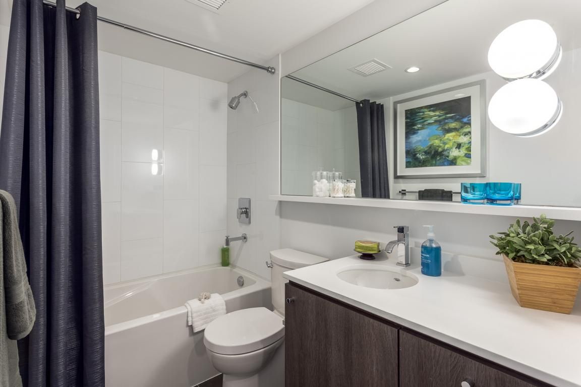 Bright bathroom
