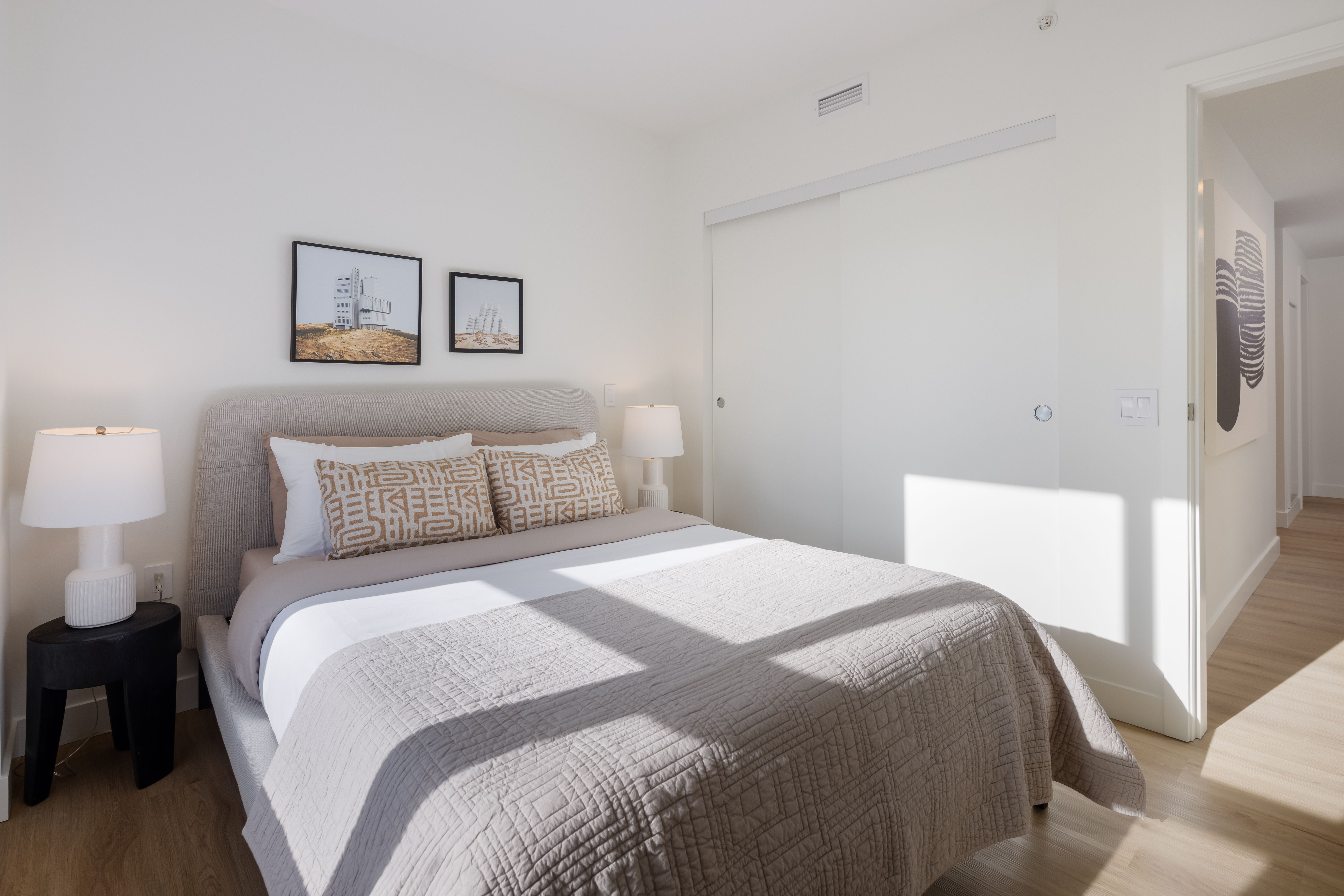 Modern and spacious bedroom design in Victor unit