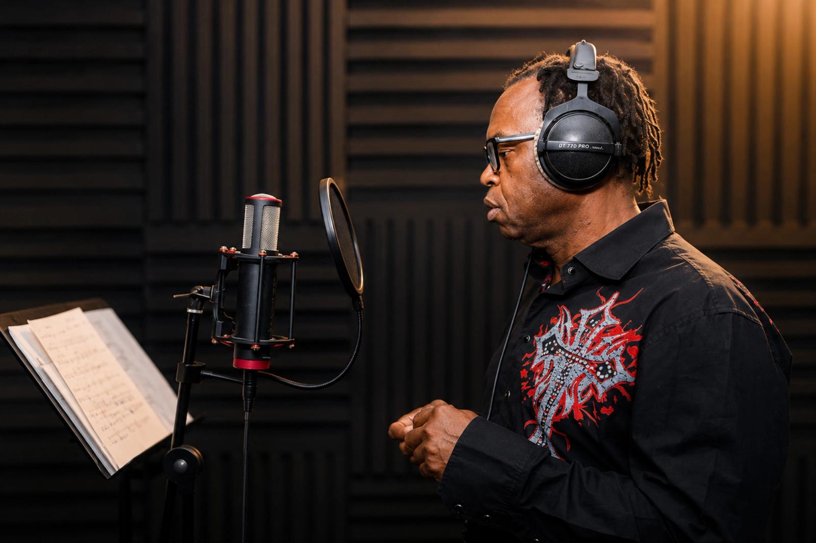 Dr Alban la Haha Production București, 2018 — una dintre sesiunile din relația de mai mulți ani cu artistul (concert Washington + concerte RO + studio)