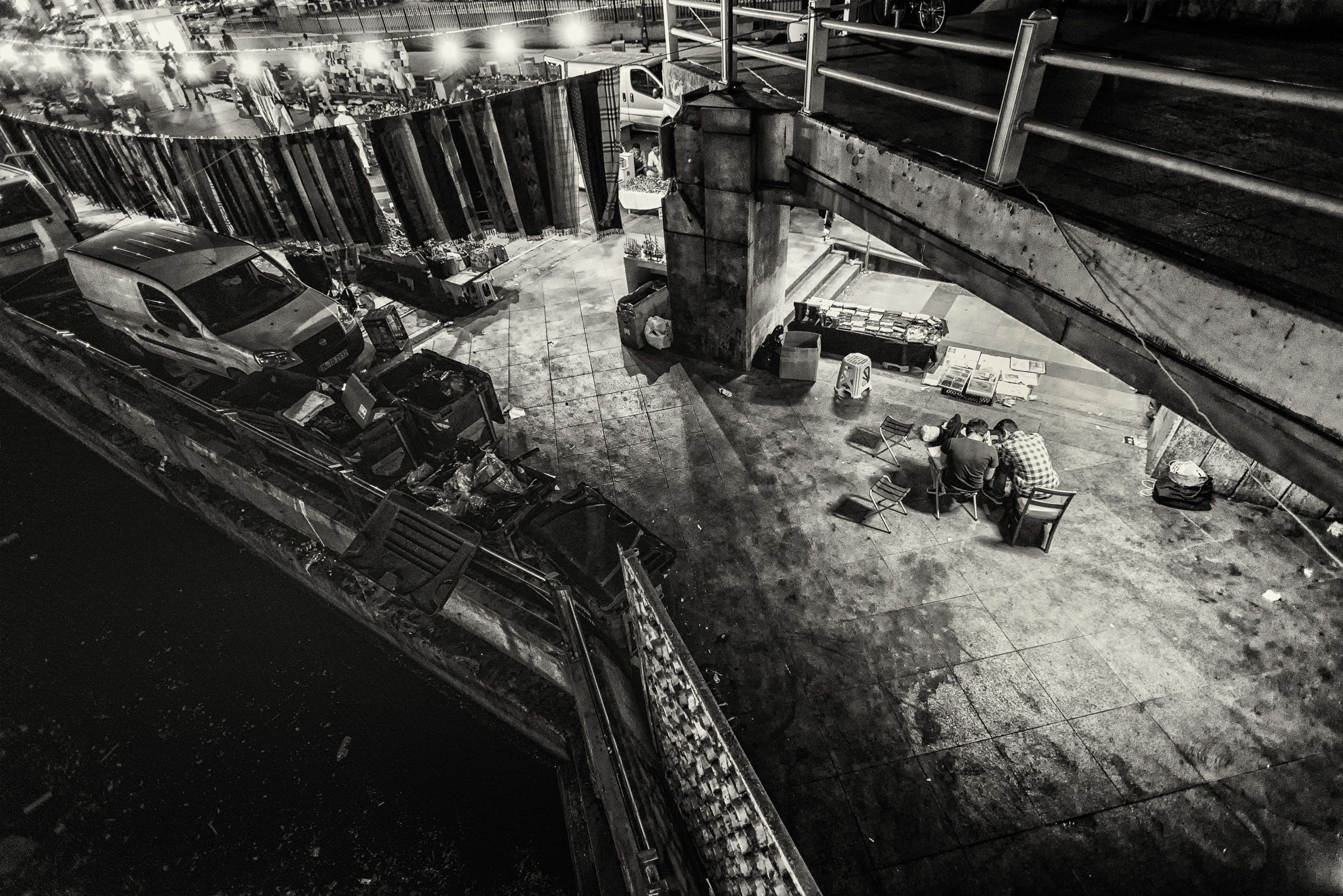 Slideshow view — Galata Ink I