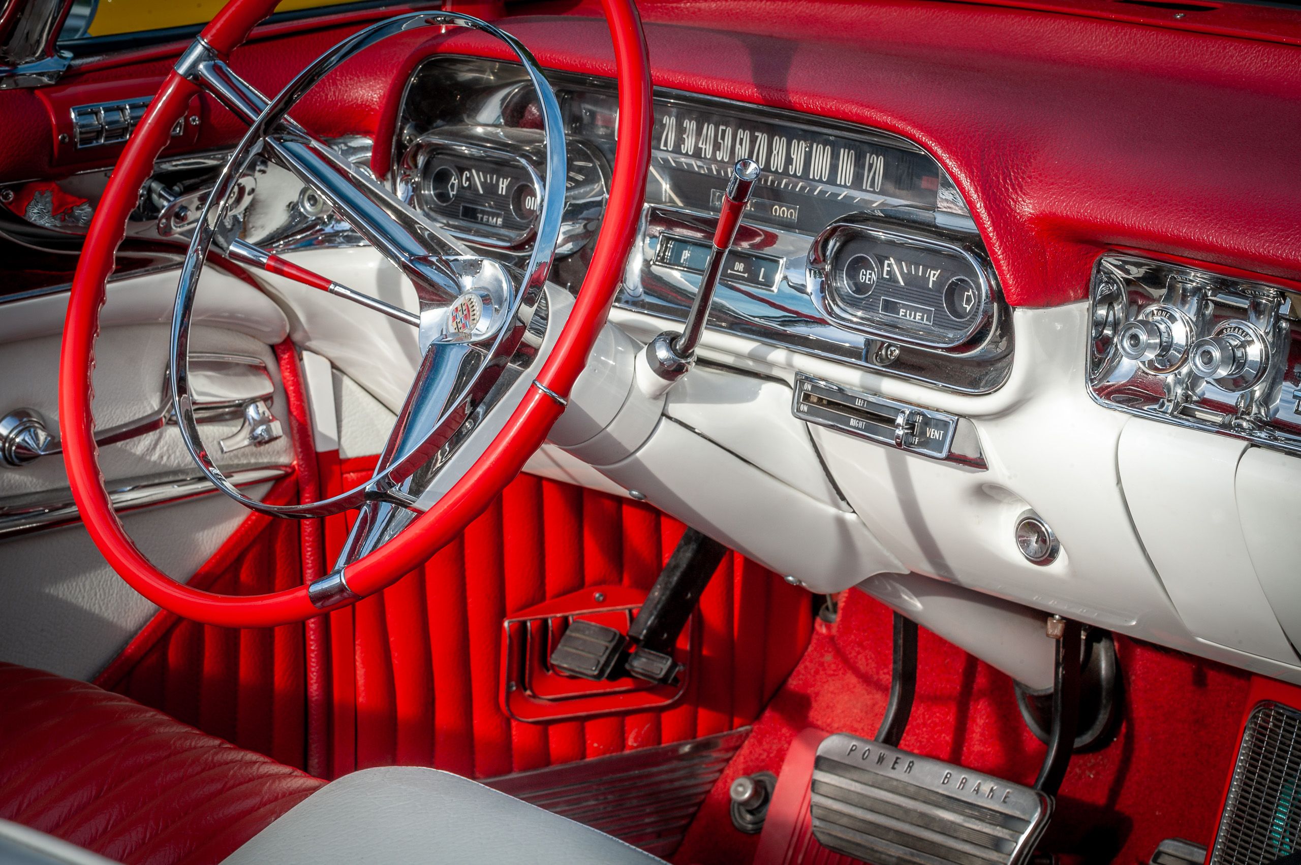 Slideshow view — AMCAR XI