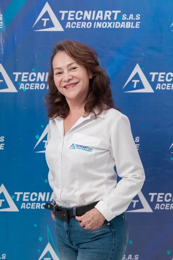 Angela Rueda - Jefe De Punto De Venta
