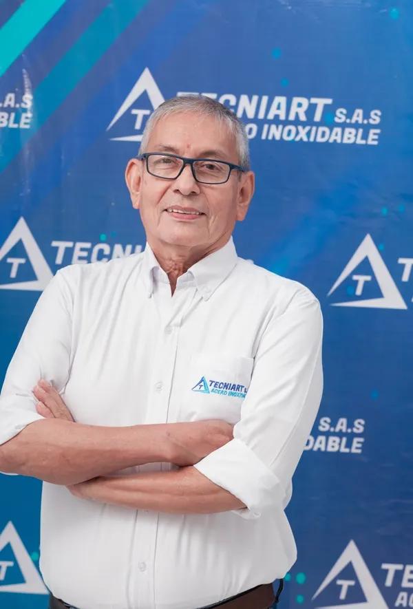 Anibal Gelves - Gerente General