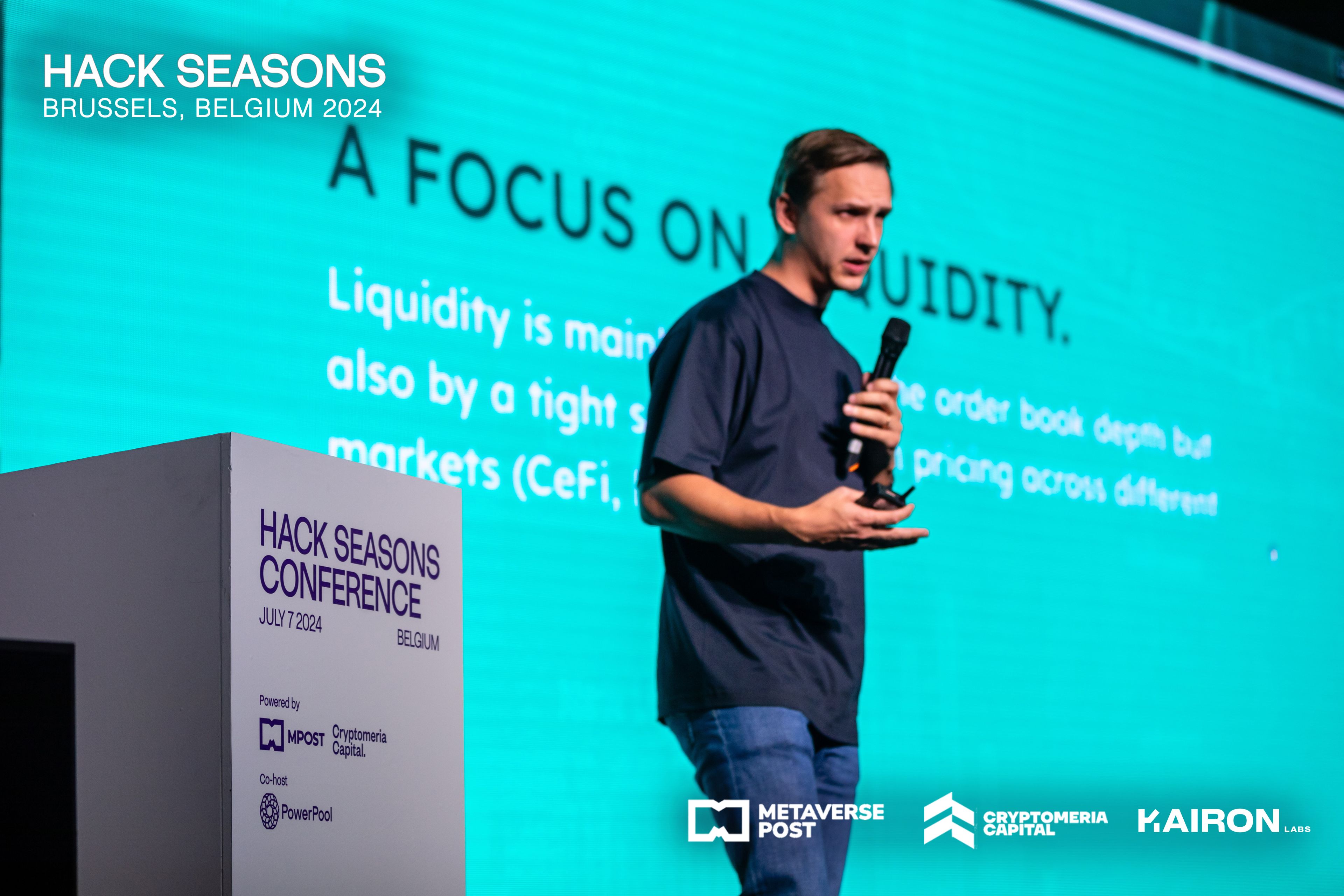 Hack Seasons Conference Brussels | Mathias Beke of Kairon Labs