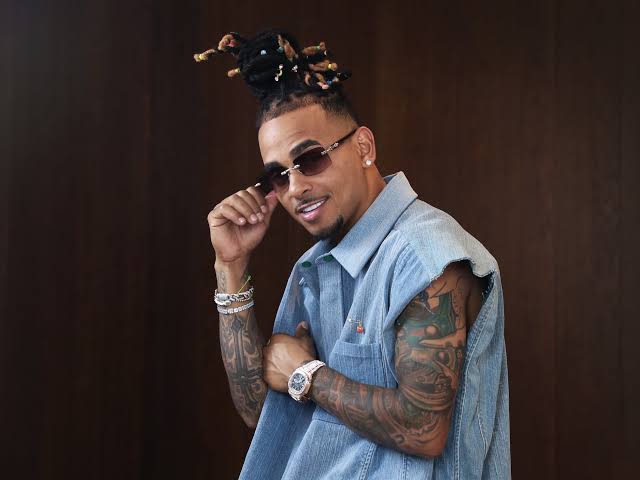 Ozuna vuelve más romántico que nunca con "Mi Yo de Antes"