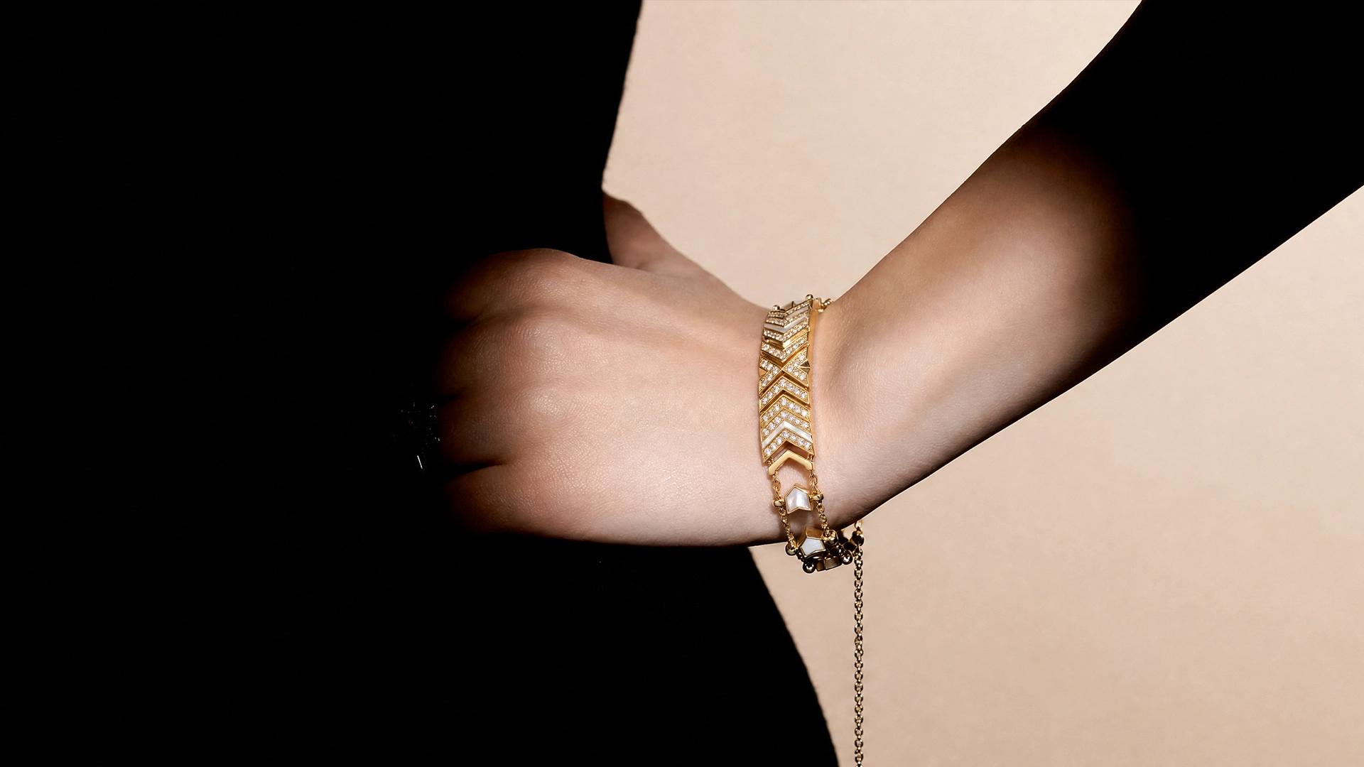 VERTU LUMINA AI Bracelet Fit Guide: Is the 140–200 mm Adjustable Chain Right for You?