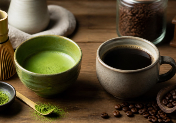 Matcha vs Coffee shown in a practical side-by-side comparison