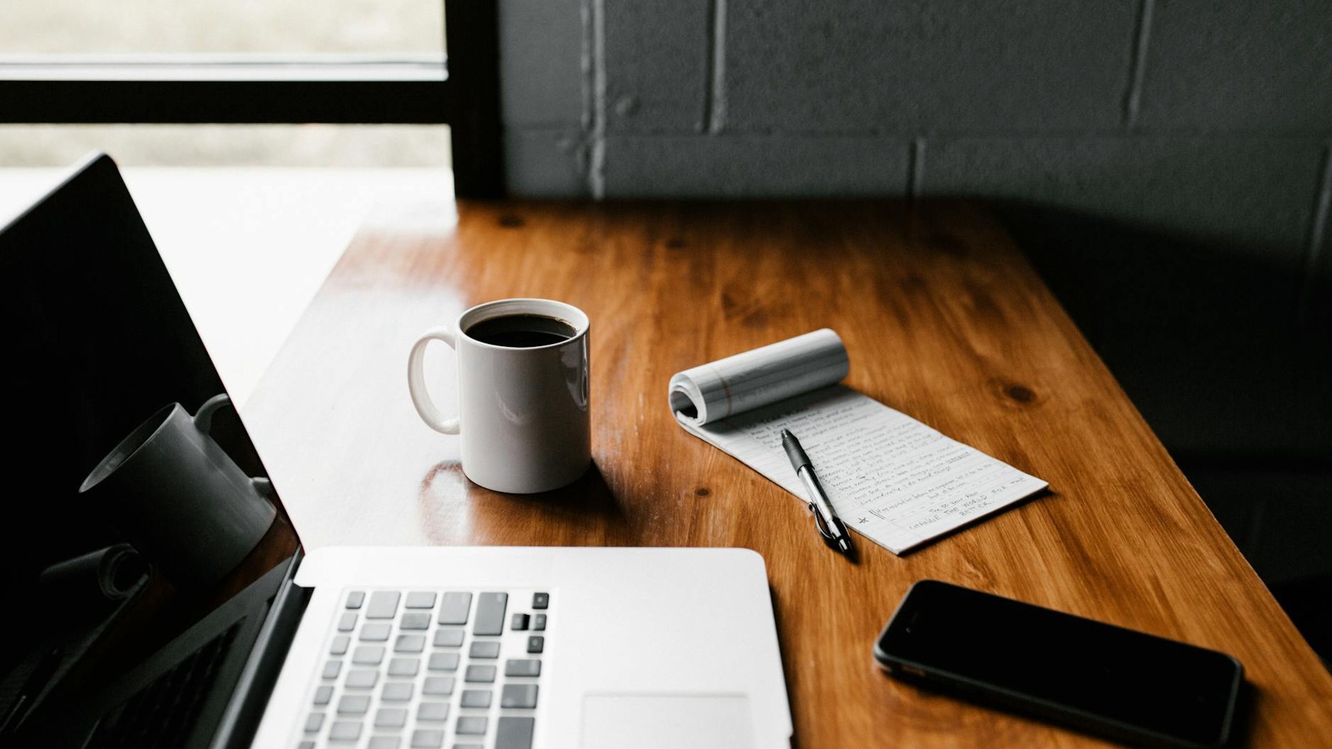 Boost Productivity: 7 US Business Smartphones for 2025